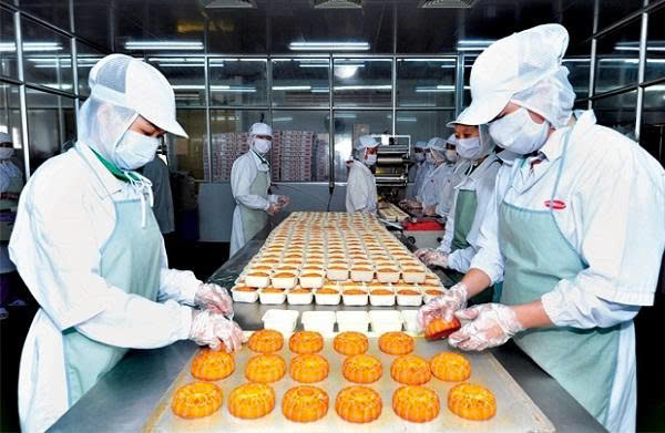 CẦN 1 NỮ LÀM THỰC PHẨM BÁNH KẸO Ở TÂN BẮC - TĂNG CA NHIỀU 1 anh banh cua trang